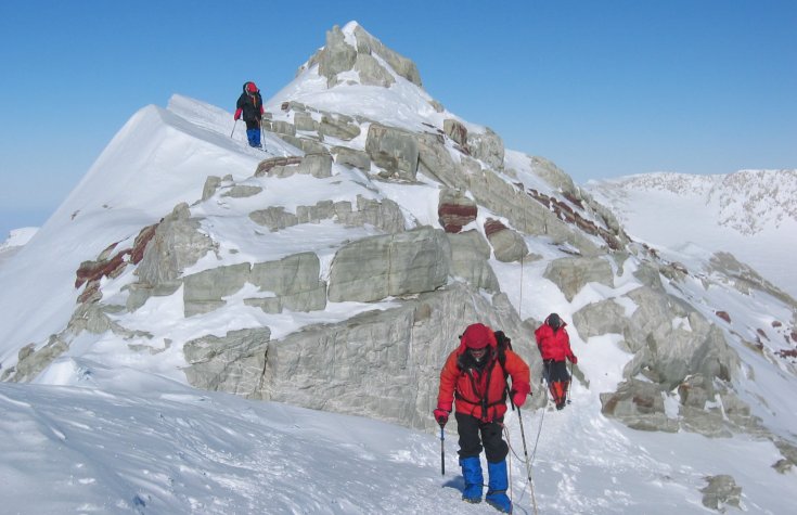 Mont Vinson 4892